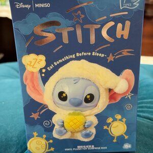 Disney x Miniso Stitch Vinyl Figure Blind Box – Collectible Surprise Toy (7 Styl